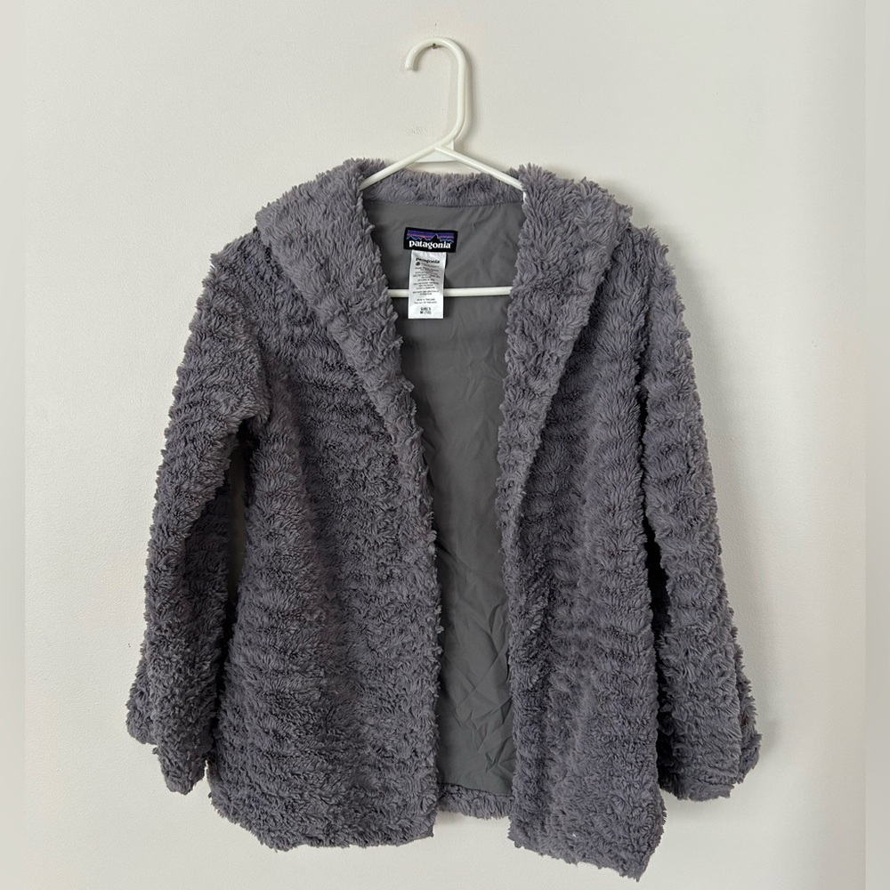 Patagonia Kids Charcoal Fleece Jacket Size 10